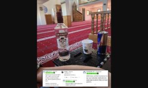 Minum Miras di Masjid dan Katakan ‘Attaturk Akbar’, Seorang Pendukung Ataturk Diciduk Polisi