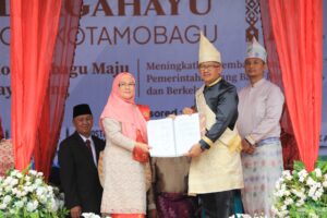 Yayasan Boki Boenia Hibahkan Gedung Wanita ke Pemkot Kotamobagu