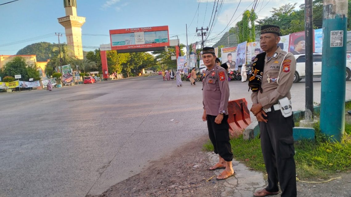 Cegah Laka Lantas Saat Perayaan Idul Adha, Polsek Bungoro Lakukan Pengaturan Arus lalin | NEWS TV Indonesia