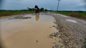 Proyek Jalan Kutamakmur Diduga Tidak Sesuai Standar