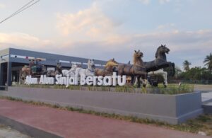 Konstruksi Penataan Kawasan Alun Alun Sinjai Bersatu Tidak Sesuai RAB?