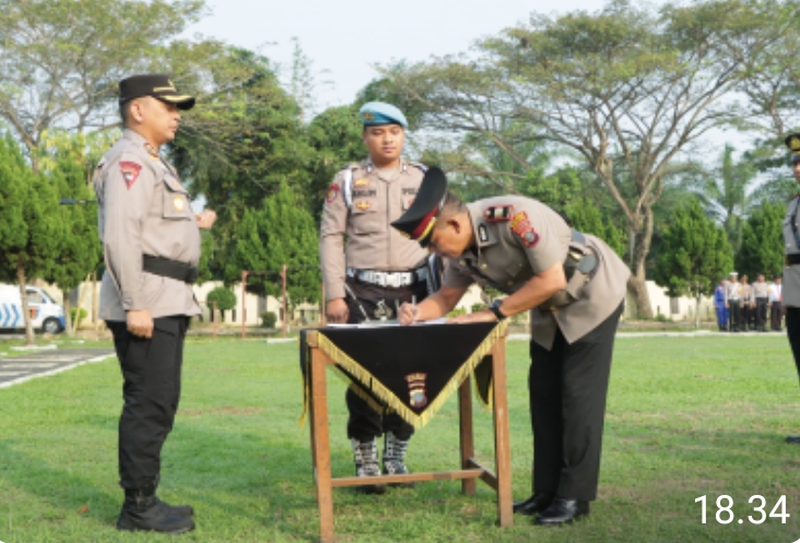 Polres Sergai Gelar Upacara Serah Terima Jabatan Kasat Binmas Dan Kapolsek Teluk Mengkudu | NEWS TV Indonesia