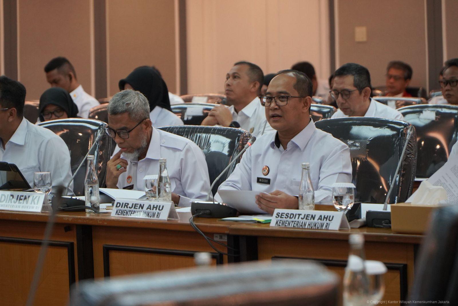 Kanwil Kemenkum DK Jakarta Hadiri Sosialisasi Pencegahan Pelanggaran Kekayaan Intelektual dan Pemberian Penghargaan Kepada Tenant ITC Mangga Dua | NEWS TV Indonesia