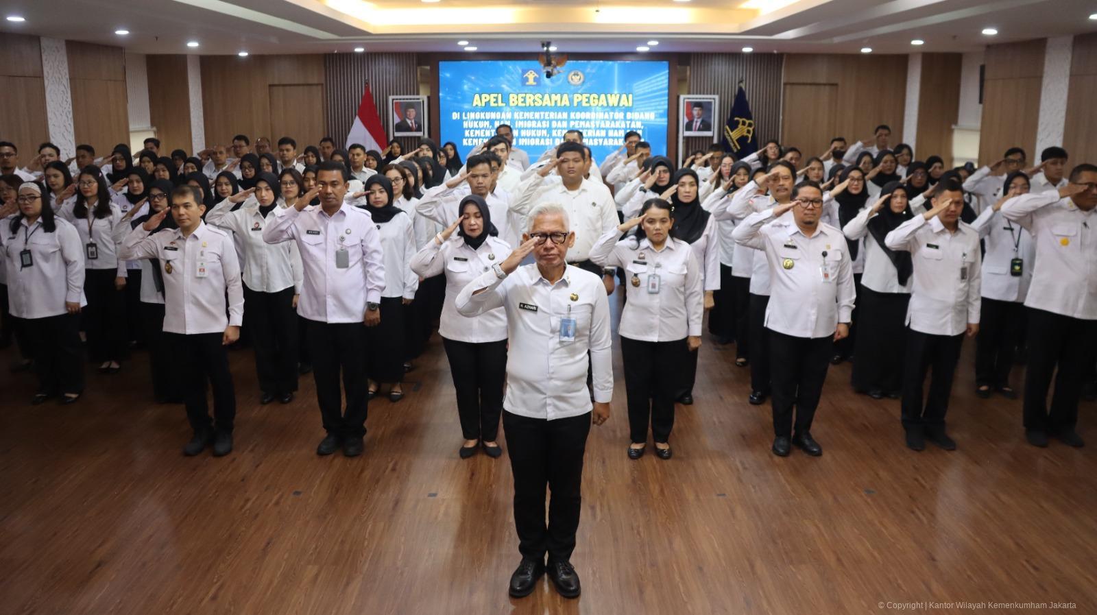 Apel Pagi Bersama Tingkatkan Semangat Kebersamaan Antar Kementerian | NEWS TV Indonesia