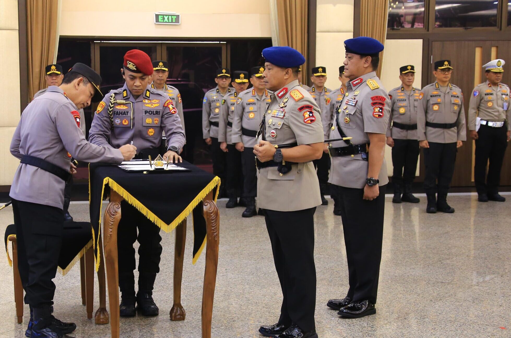 Demi Kemanusiaan dan Keadilan