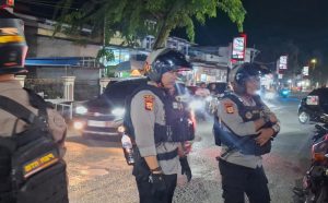 Kapolsek WARA UTARA, Ipda,,ROBERT PAKIDING DANDURU SAMPEALLO Silaturahmi di SMKN 2 Dan Kantor KECAMATAN WARA UTARA KOTA PALOPO | NEWS TV Indonesia Kapolsek WARA UTARA, Ipda,,ROBERT PAKIDING DANDURU SAMPEALLO Silaturahmi di SMKN 2 Dan Kantor KECAMATAN WARA UTARA KOTA PALOPO | NEWS TV Indonesia