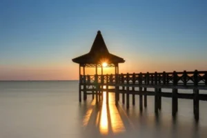 Pantai Bentar Probolinggo: Tempat Asik Buat Santai di Jawa Timur