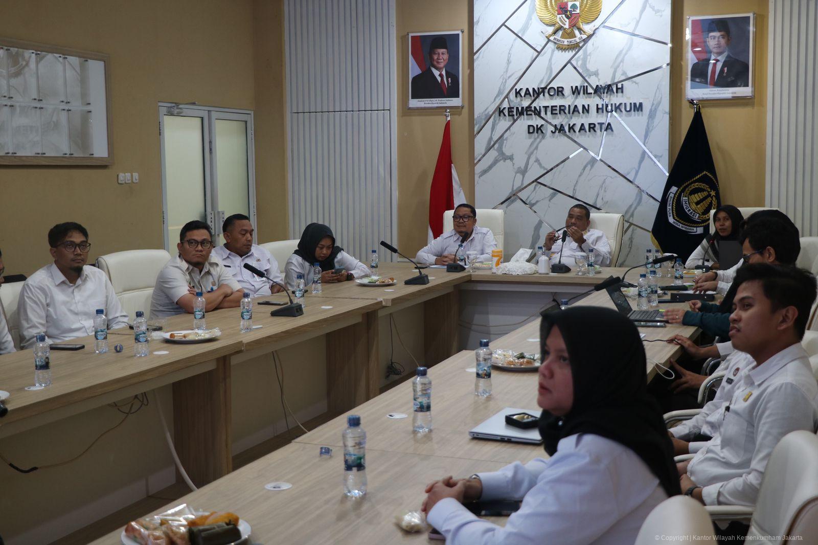 Polsek Panakkukang Razia Miras di Pampang, 35 Liter Ballo Diamankan | NEWS TV Indonesia