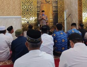 Kapolsek Ujung Pandang Gelar Safari Jumat di Pulau Lae-Lae
