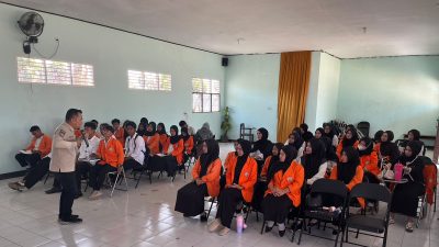 Mahasiswa KKN IAI Yapnas Jeneponto Dibekali Etika Profesi Sebelum Terjun ke Masyarakat