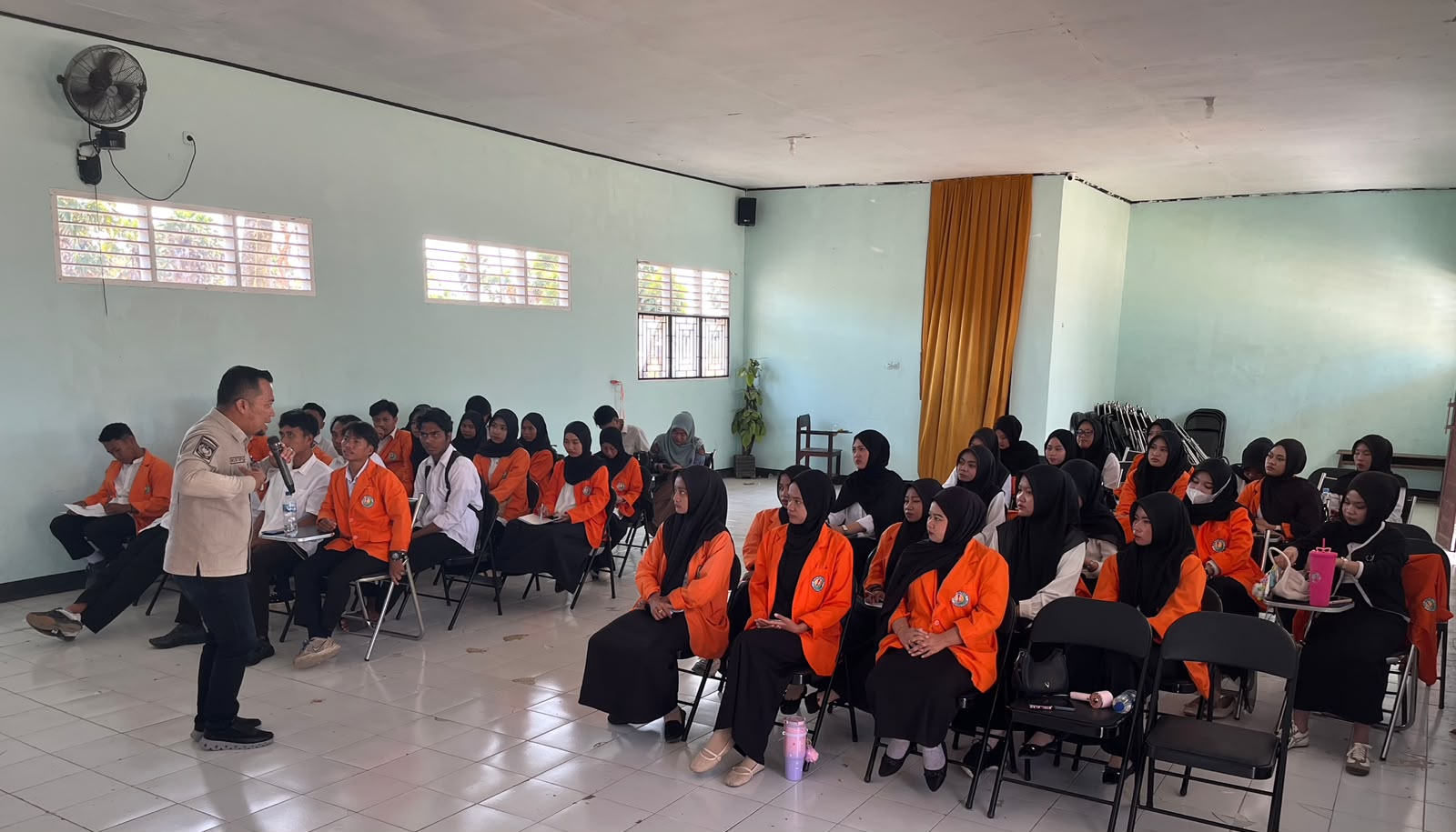 Mahasiswa KKN IAI Yapnas Jeneponto Dibekali Etika Profesi Sebelum Terjun ke Masyarakat